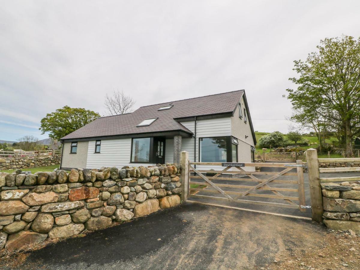 Llwyd Coed Canol Caernarfon Exterior photo